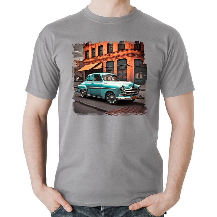 Camiseta Algodão Carro retrô na cidade - Cinza