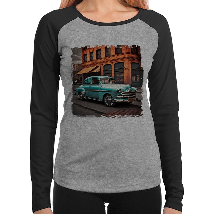 Baby Look Raglan Carro retrô na cidade Manga Longa - Cinza/Preto