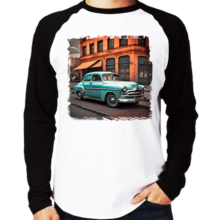 Camiseta Raglan Carro retrô na cidade Manga Longa
