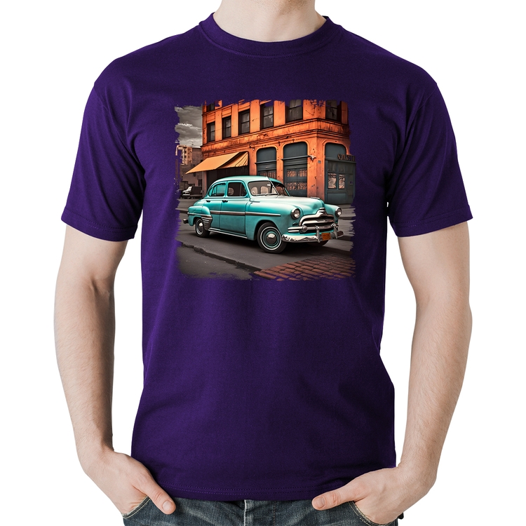 Camiseta Algodão Carro retrô na cidade - Roxa