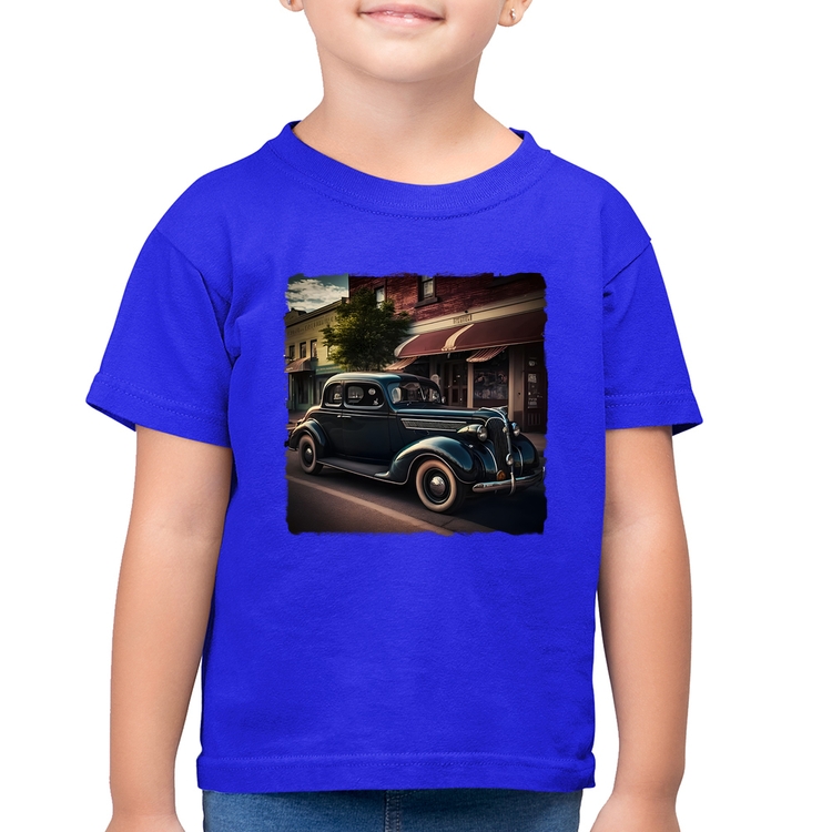Camiseta Algodão Infantil Carro vintage na cidade - Azul Royal