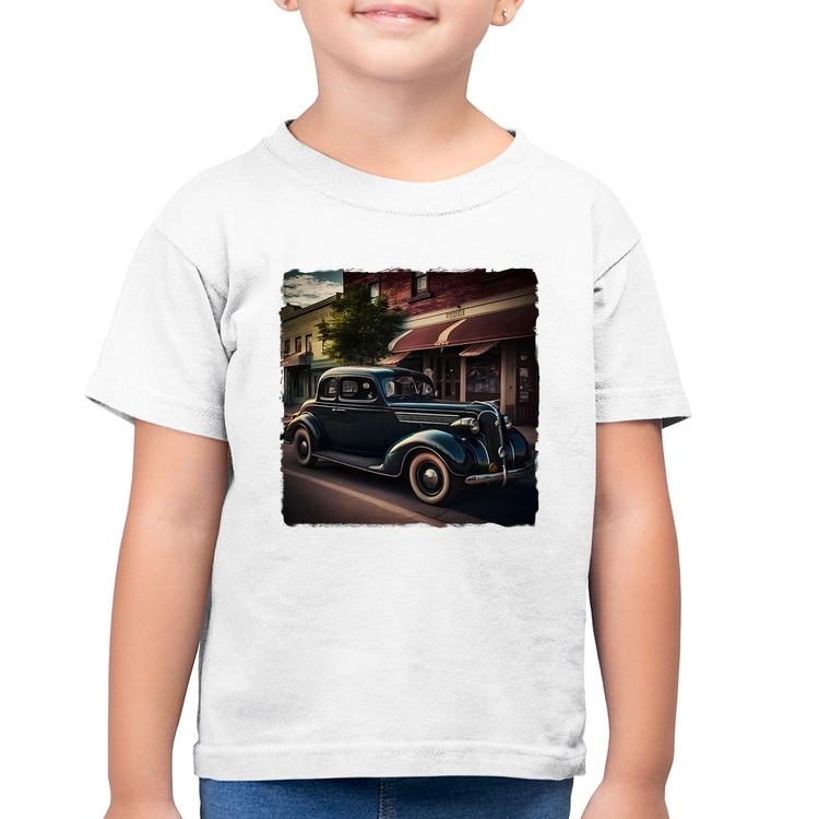Camiseta Algodão Infantil Carro vintage na cidade - Branca