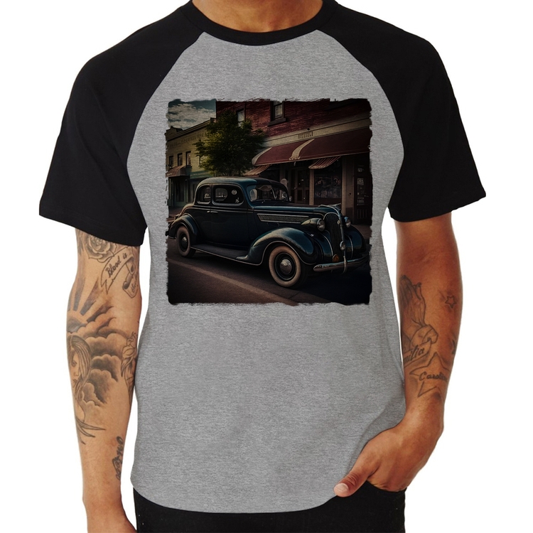 Camiseta Raglan Carro vintage na cidade - Cinza/Preto