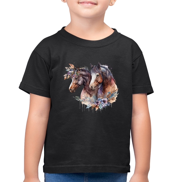 Camiseta Algodão Infantil Casal de cavalos e flores
