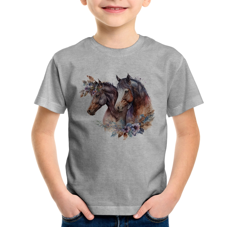 Camiseta Infantil Casal de cavalos e flores - Cinza