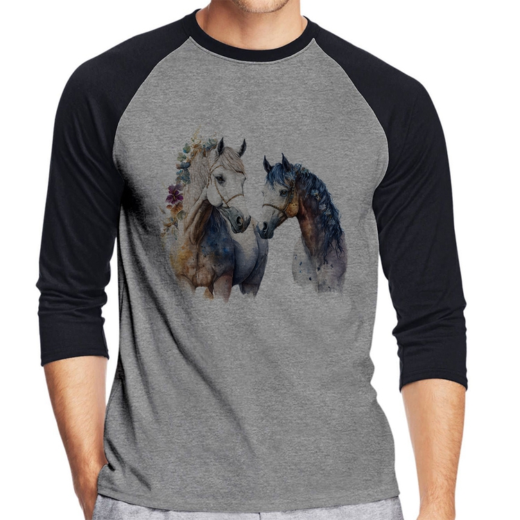 Camiseta Raglan Casal de Cavalos Watercolor Manga 3/4 - Cinza/Preto