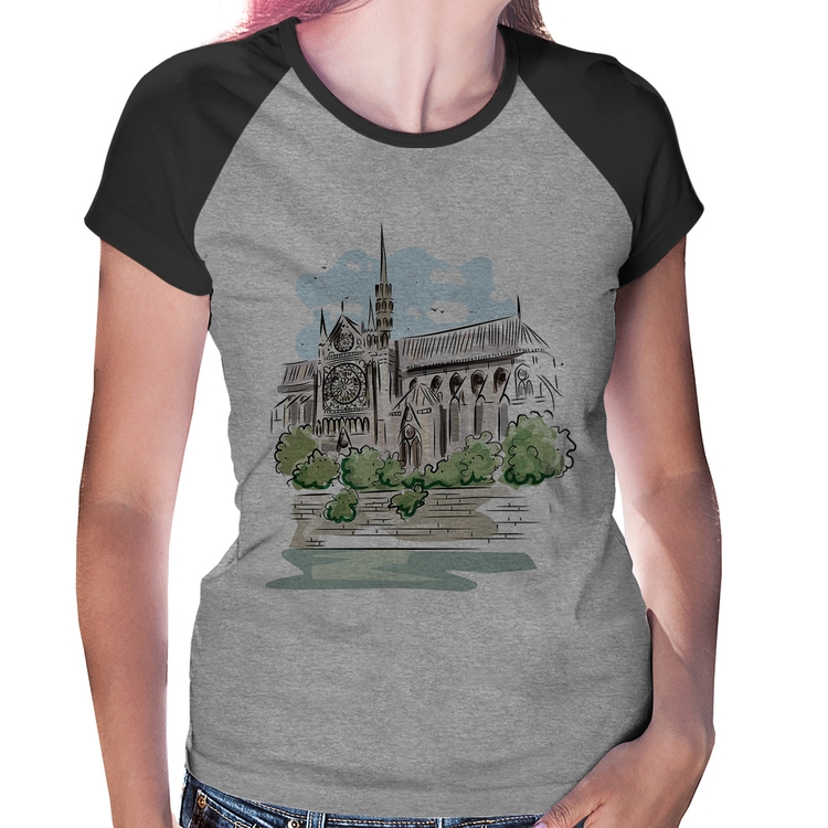 Baby Look Raglan Catedral de Notre-Dame de Paris - Cinza/Preto