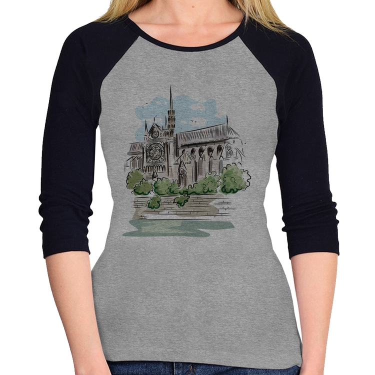 Baby Look Raglan Catedral de Notre-Dame de Paris Manga 3/4 - Cinza/Preto