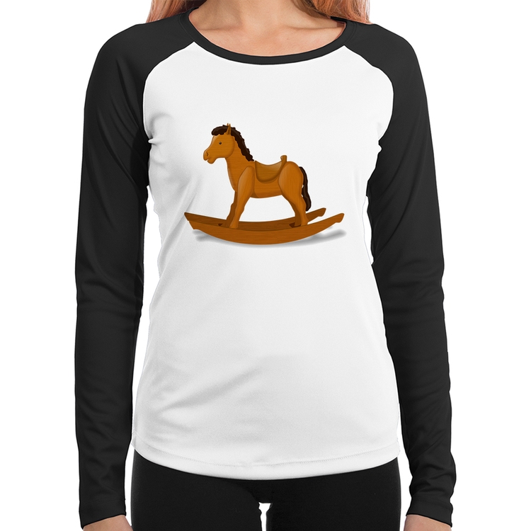Baby Look Raglan Cavalinho De Pau Manga Longa