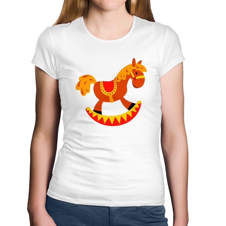 Baby Look Algodão Cavalo Balanço - Branca