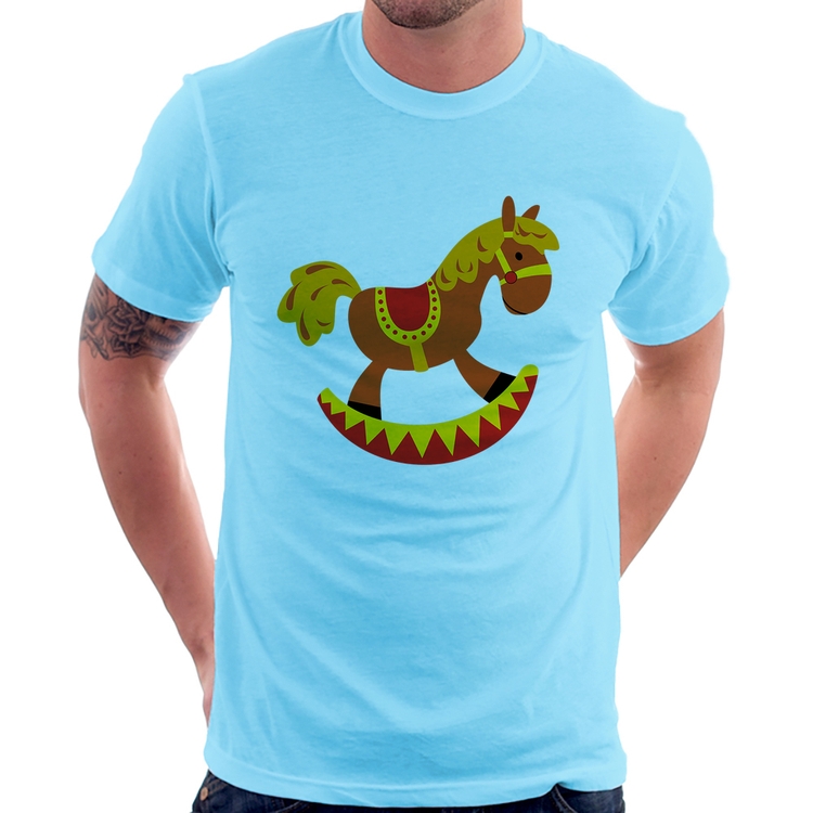 Camiseta Cavalo Balanço - Azul Bebê