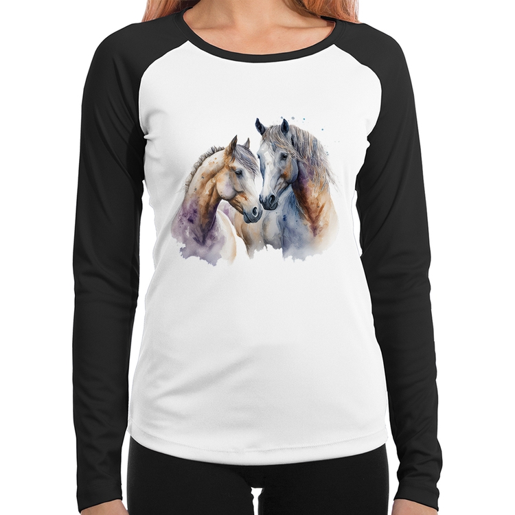 Baby Look Raglan Cavalo e Égua Manga Longa