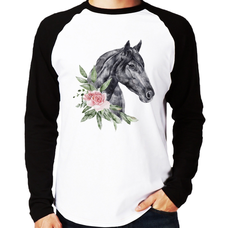 Camiseta Raglan Cavalo e Flores Manga Longa