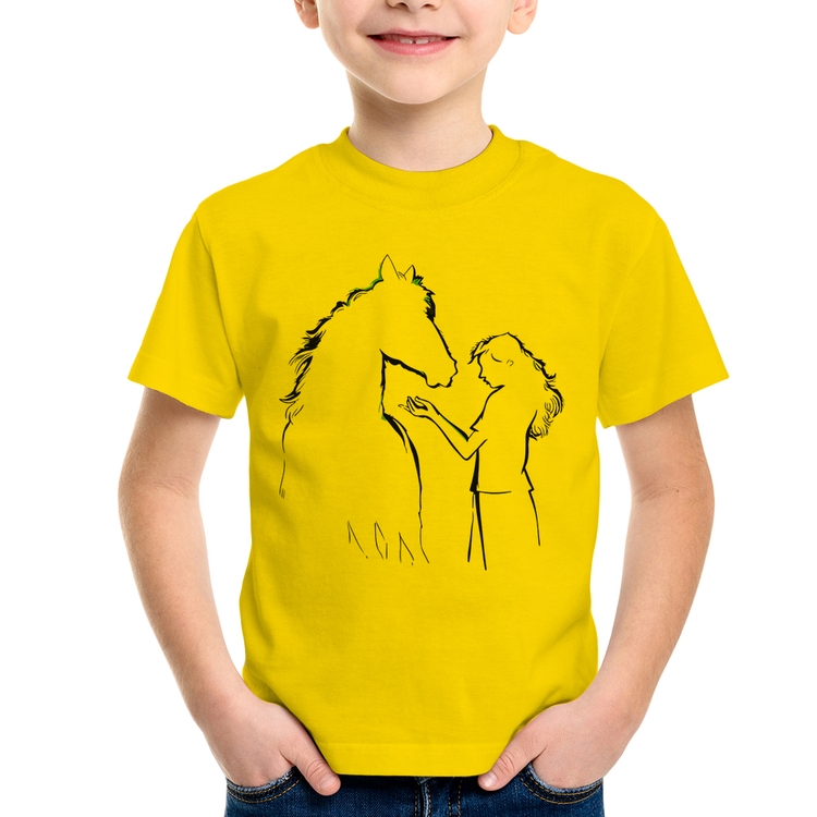 Camiseta Infantil Cavalo e Garota Silhueta - Amarela