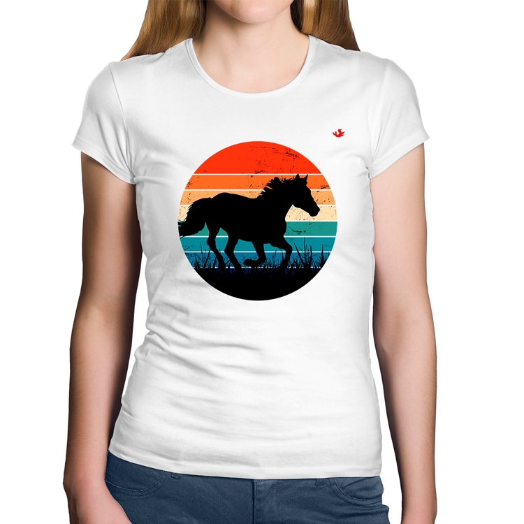 Baby Look Algodão Cavalo Vintage Sunset - Branca