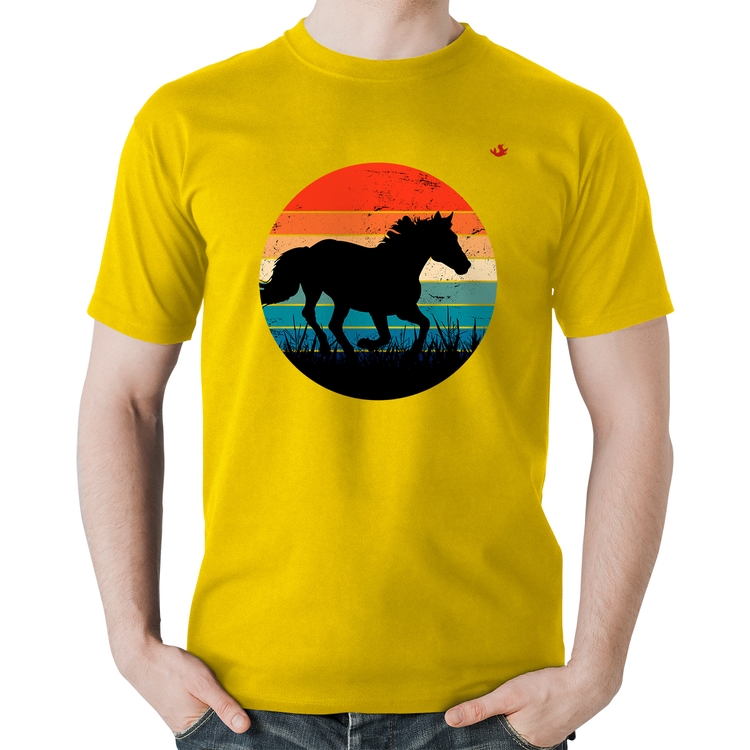 Camiseta Algodão Cavalo Vintage Sunset - Amarela