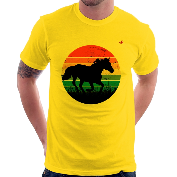 Camiseta Cavalo Vintage Sunset - Amarela