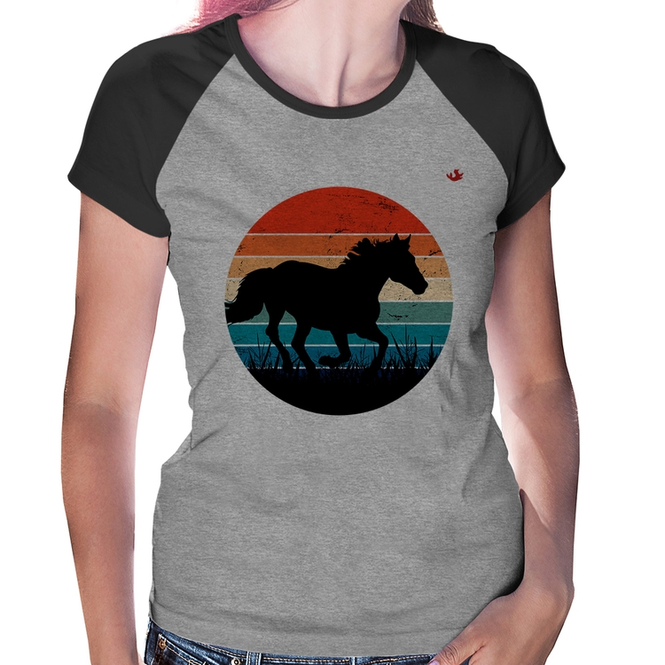 Baby Look Raglan Cavalo Vintage Sunset - Cinza/Preto