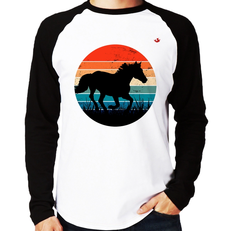 Camiseta Raglan Cavalo Vintage Sunset Manga Longa
