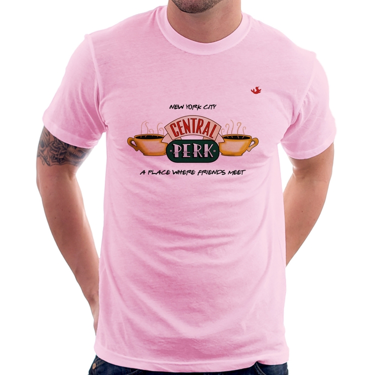 Camiseta Central Perk - Rosa Bebê
