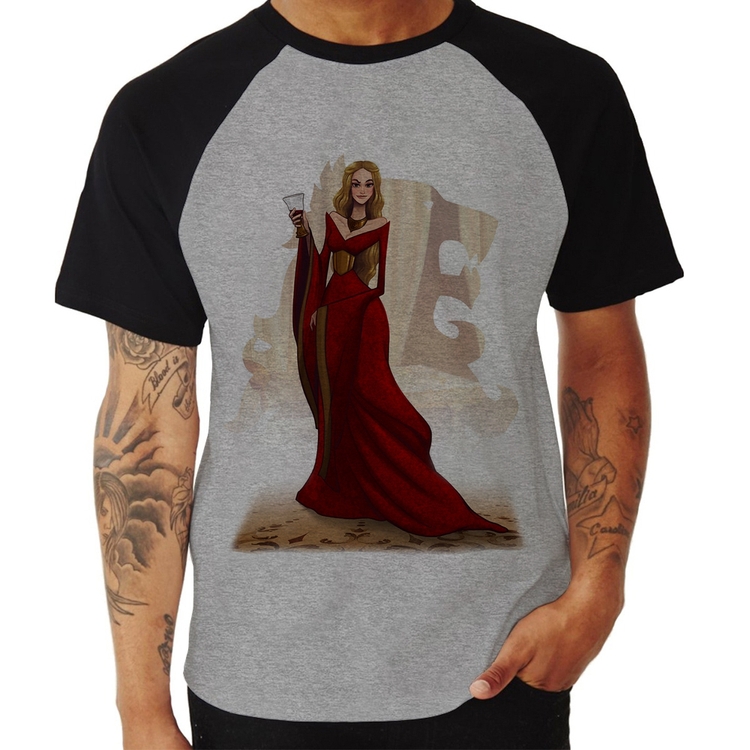 Camiseta Raglan Cersei Lannister Art - Cinza/Preto