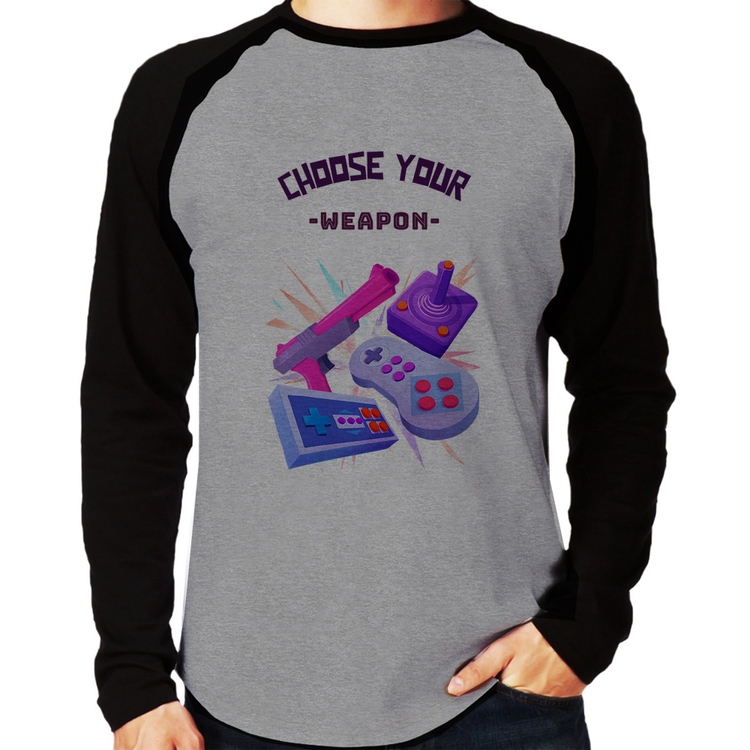 Camiseta Raglan Choose your weapon Manga Longa - Cinza/Preto