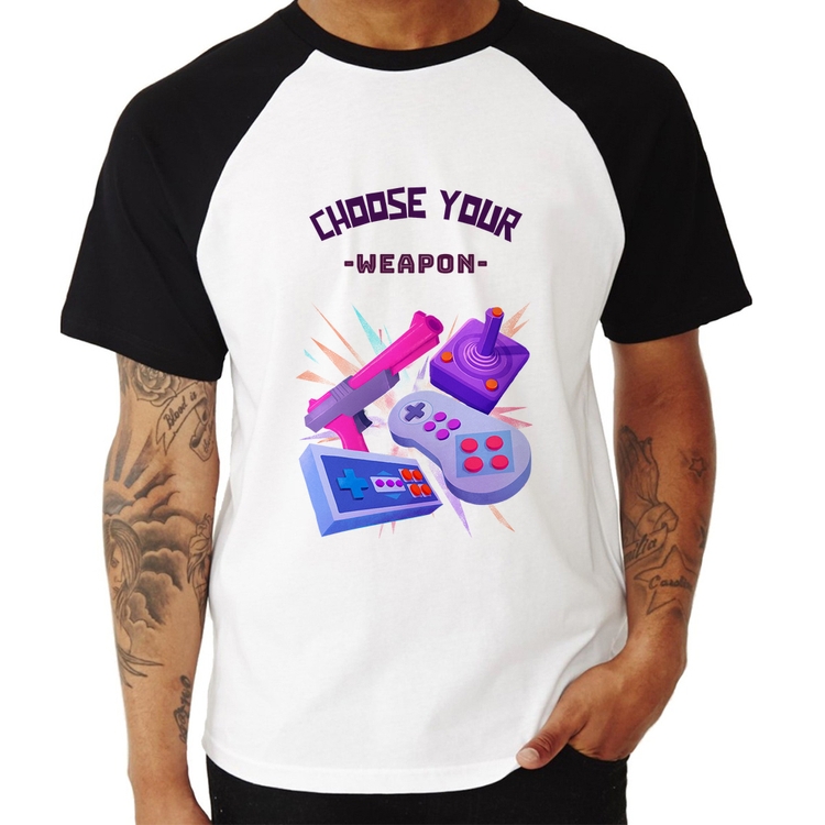 Camiseta Raglan Choose your weapon