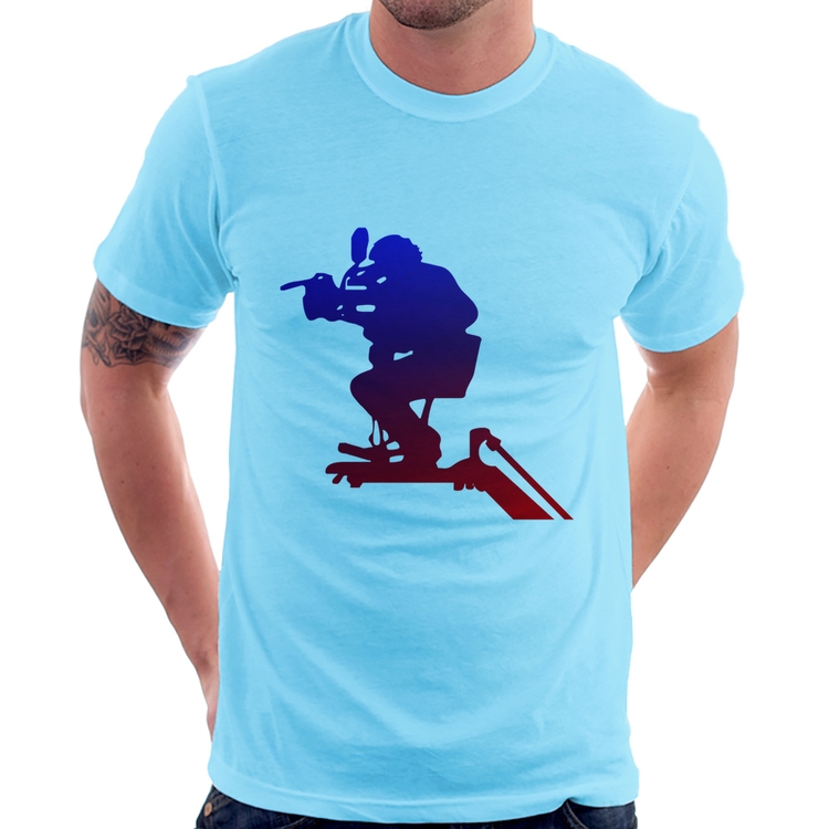 Camiseta Cinegrafista - Azul Bebê