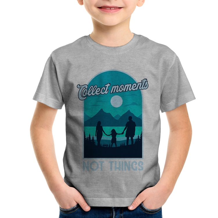 Camiseta Infantil Collect Moments Not Things - Cinza