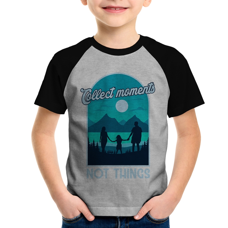Camiseta Raglan Infantil Collect Moments Not Things - Cinza/Preto