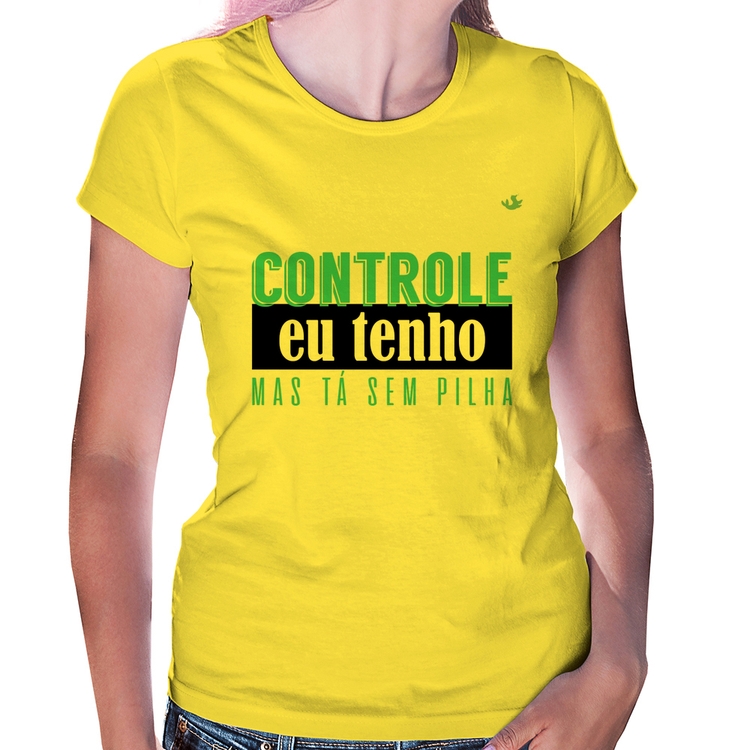 Baby Look Controle eu tenho, mas tá sem pilha - Amarela