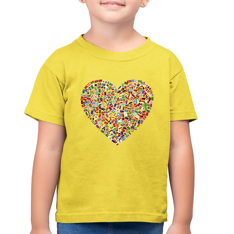 Camiseta Algodão Infantil Coração Bandeiras - Amarelo Canário