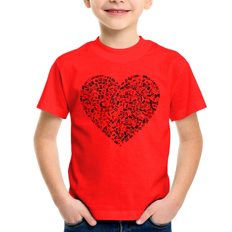Camiseta Infantil Coração Bandeiras - Vermelha