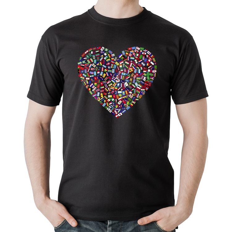 Camiseta Algodão Coração Bandeiras