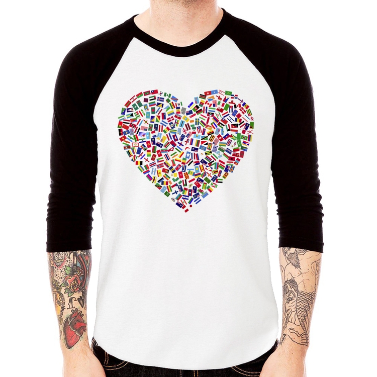 Camiseta Raglan Coração Bandeiras Manga 3/4
