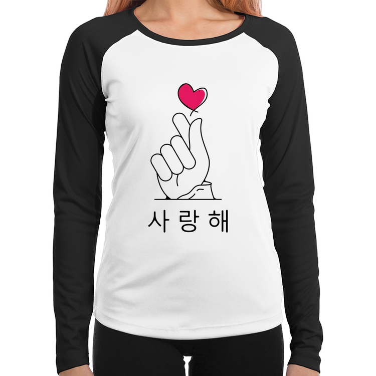 Baby Look Raglan Coração coreano (te amo) Manga Longa
