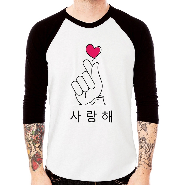 Camiseta Raglan Coração coreano (te amo) Manga 3/4
