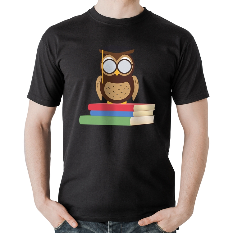 Camiseta Algodão Coruja Estudante