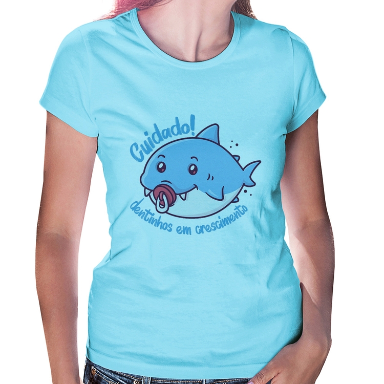 Baby Look Cuidado! Dentinhos em crescimento (Azul) - Azul Bebê