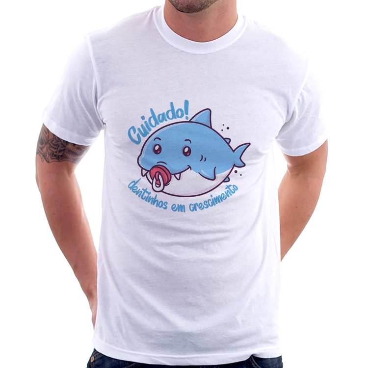 Camiseta Cuidado! Dentinhos em crescimento (Azul)