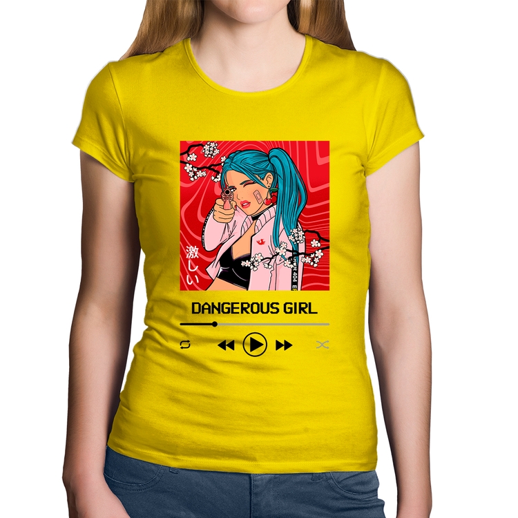 Baby Look Algodão Dangerous Girl - Amarela