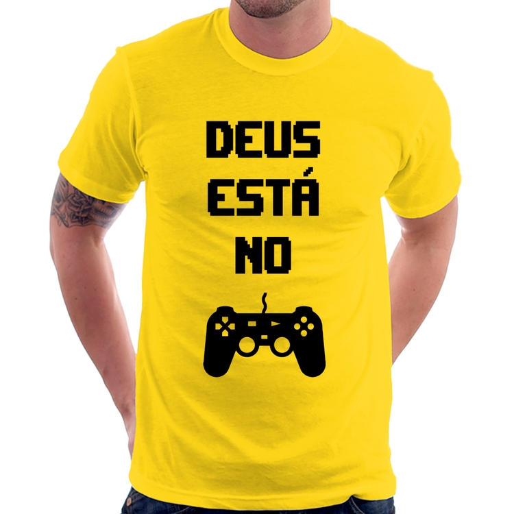Camiseta Deus está no controle - Amarela