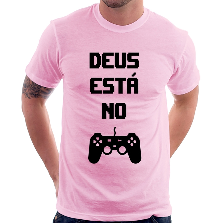 Camiseta Deus está no controle - Rosa Bebê