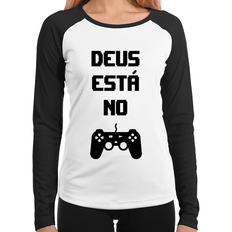 Baby Look Raglan Deus está no controle Manga Longa