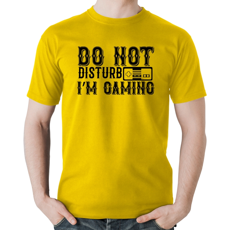 Camiseta Algodão Do Not Disturb I'm Gaming - Amarela