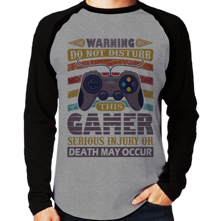 Camiseta Raglan Do Not Disturb This Gamer Manga Longa - Cinza/Preto