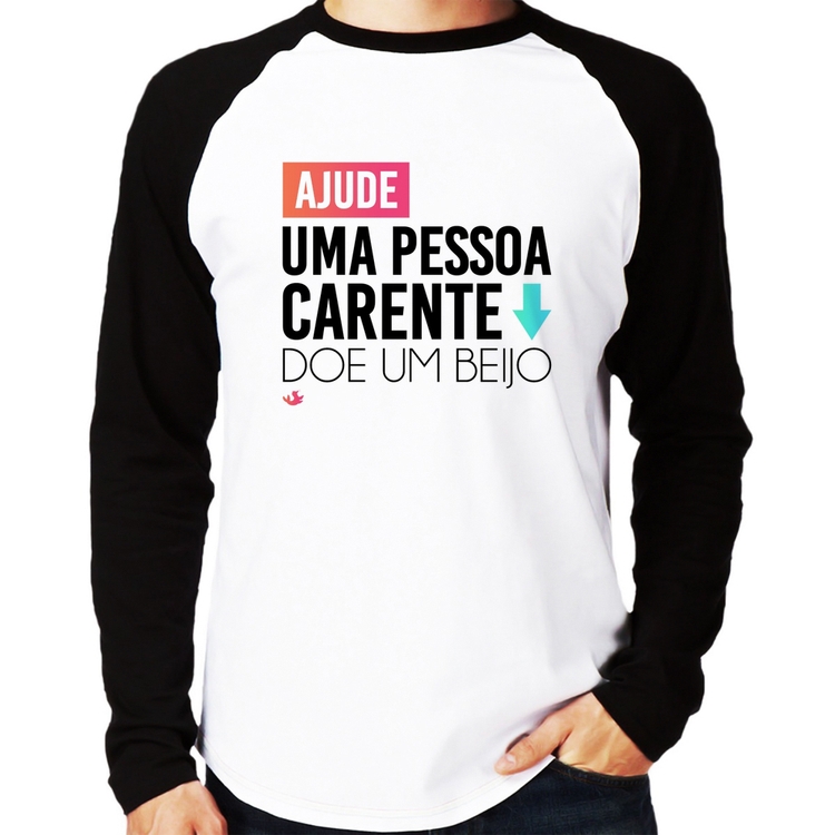 Camiseta Raglan Doe um beijo Manga Longa
