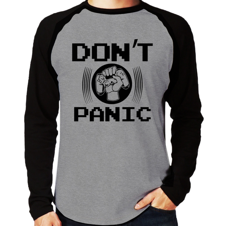 Camiseta Raglan Don't Panic Manga Longa - Cinza/Preto