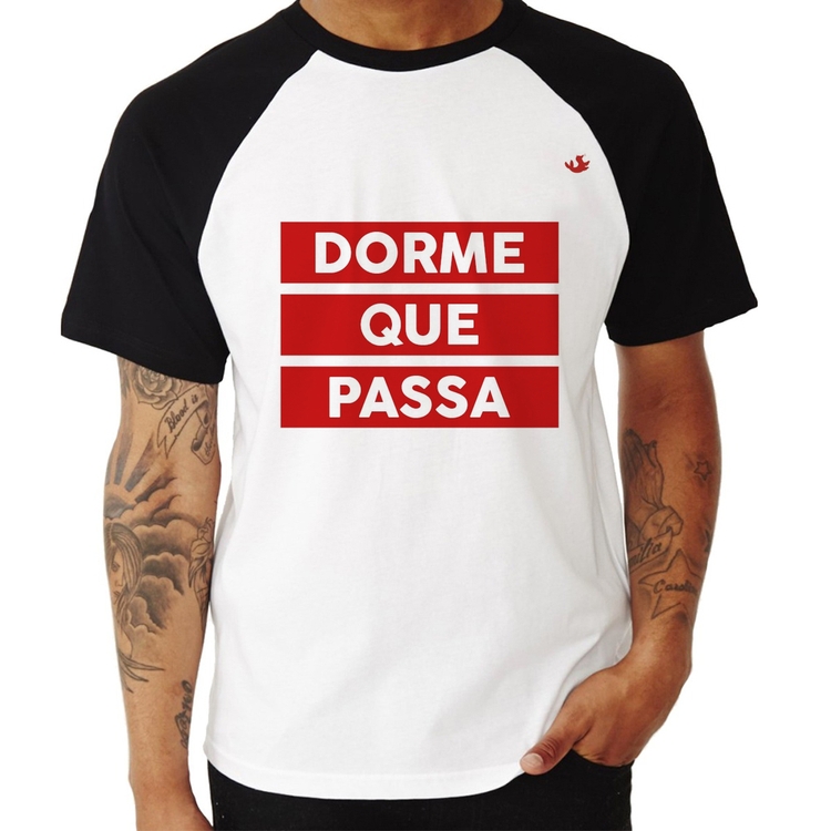 Camiseta Raglan Dorme que passa
