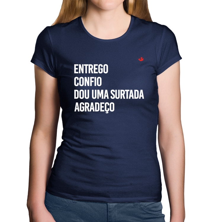 Baby Look Algodão Dou uma surtada - Marinho